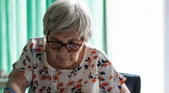 NAJBOLJA NAMIRNICA PROTIV DEMENCIJE, MNOGI JE RIJETKO KAD JEDU: Hrani mozak i čuva pamćenje, uzimajte jednom sedmično!